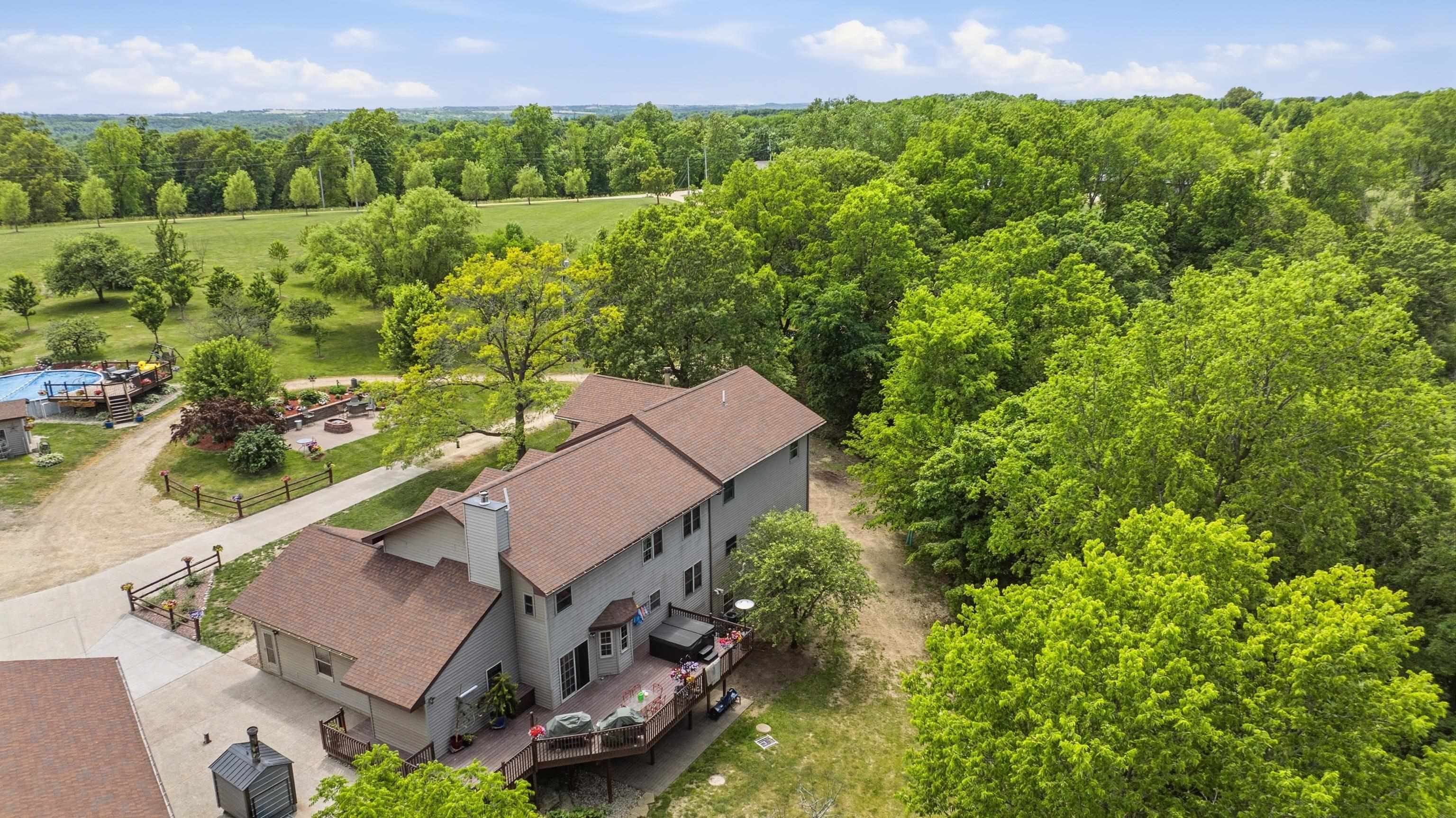 1763 St Catherine Road Bellevue, IA 52031 - Photo 13 of 73 Gallery Image 13