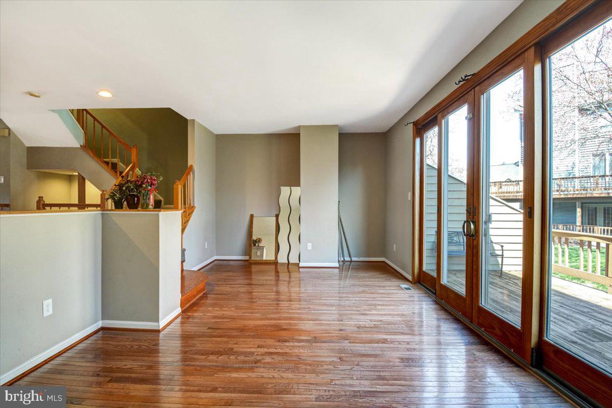 5283 Columbia Road, Unit 2 83 Columbia, MD 21044 - Photo 15 of 38