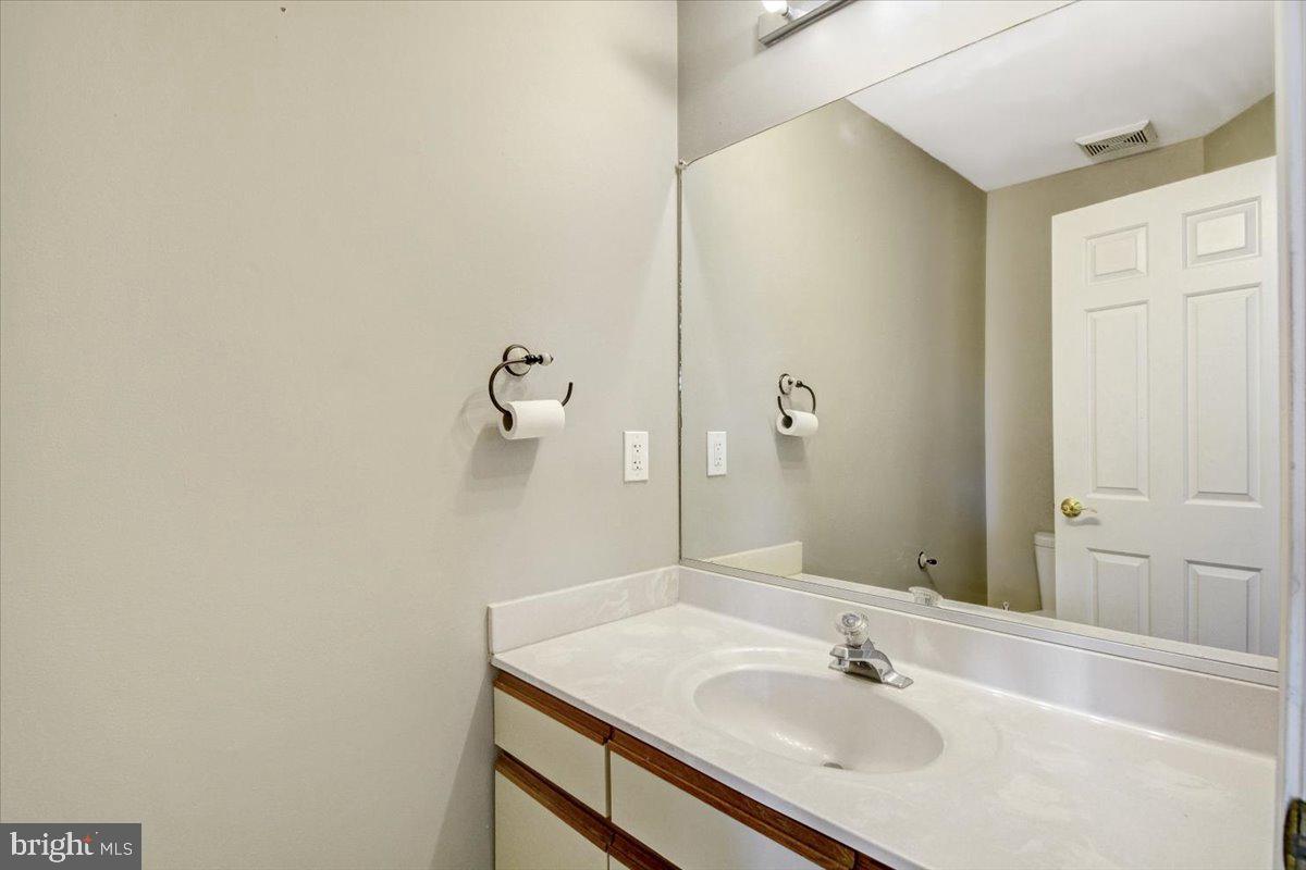 5283 Columbia Road, Unit 2 83 Columbia, MD 21044 - Photo 16 of 38