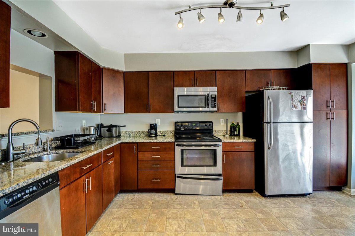 5283 Columbia Road, Unit 2 83 Columbia, MD 21044 - Photo 19 of 38