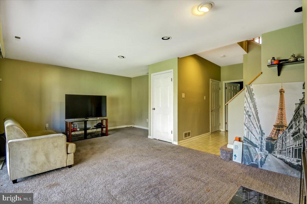 5283 Columbia Road, Unit 2 83 Columbia, MD 21044 - Photo 31 of 38