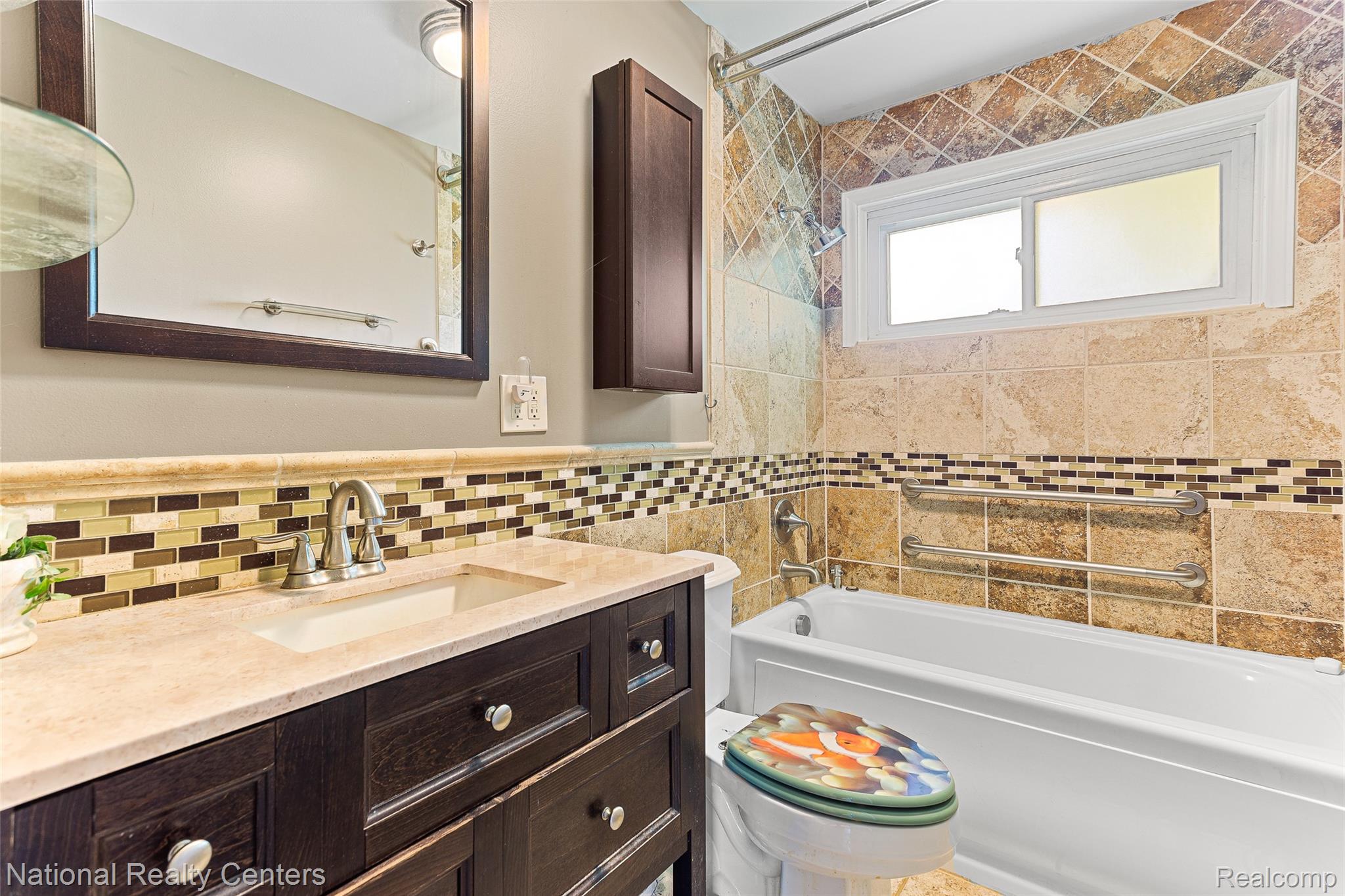 23950 Meadowbrook Road Novi, MI 48375 - Photo 24 of 39 IMG_4185.jpg