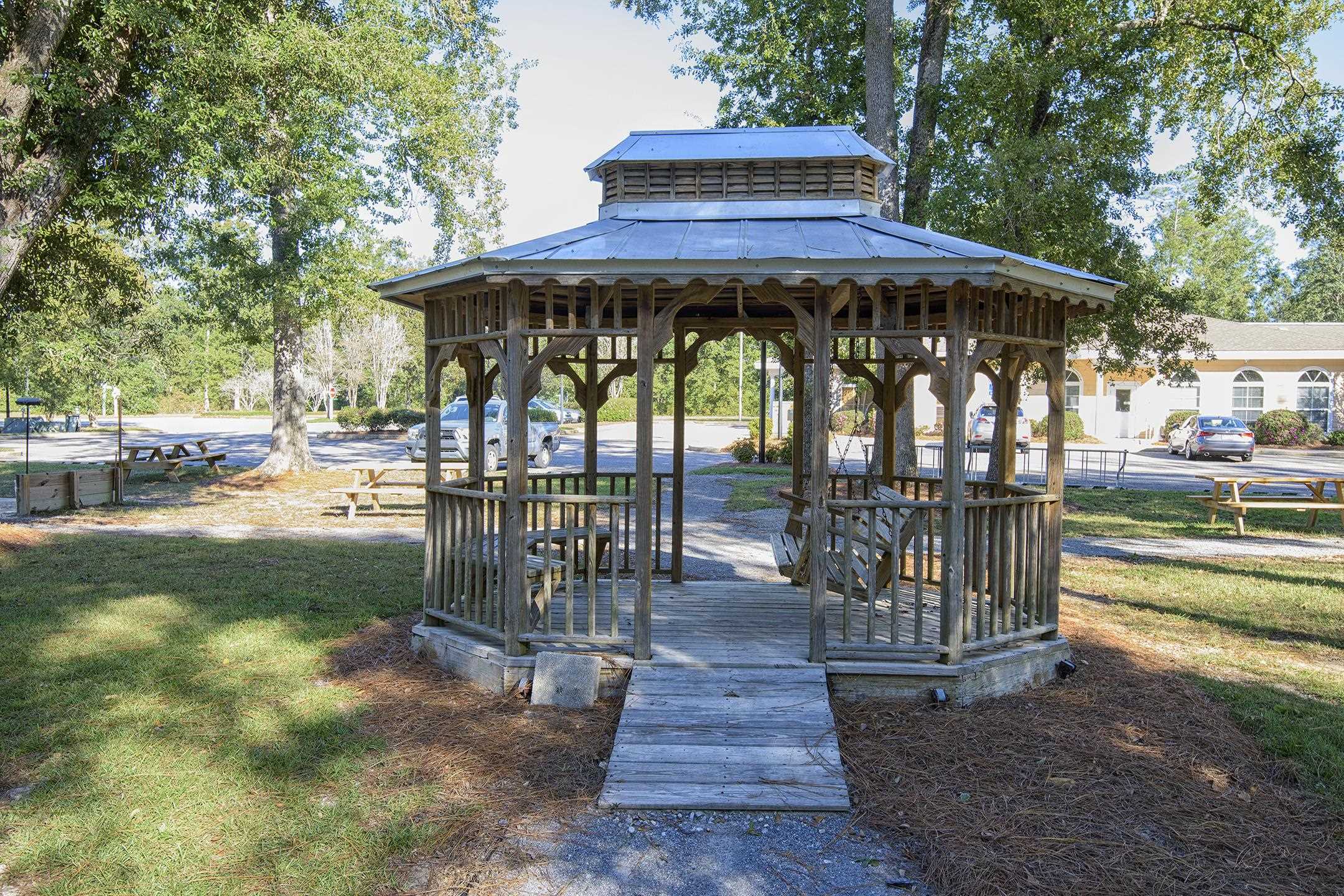 201 Hemingway Loop Foley, AL 36535 - Photo 39 of 47