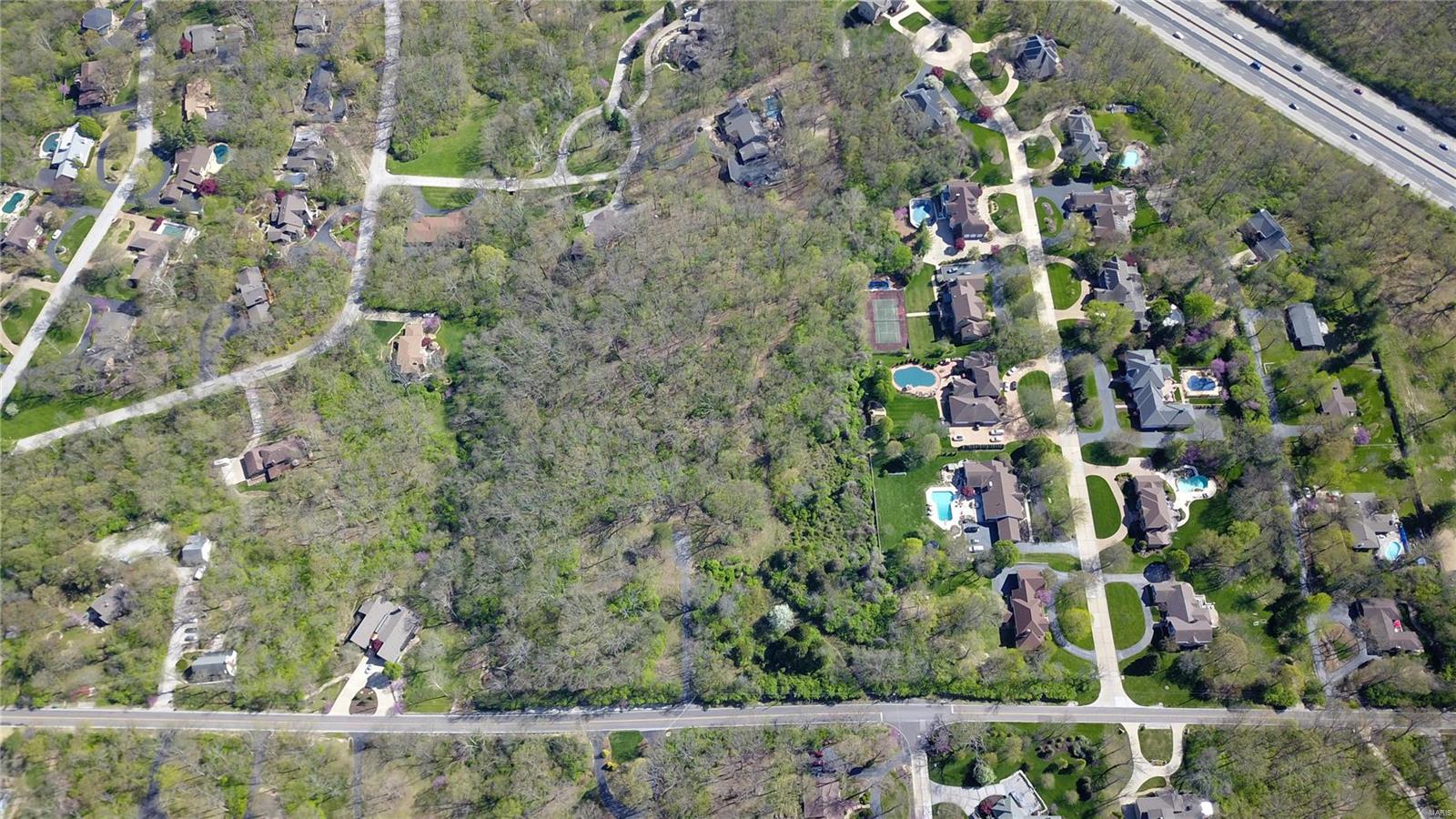 12480 Robyn Road Sunset Hills, MO 63127 - Photo 13 of 18 Gallery Image 13