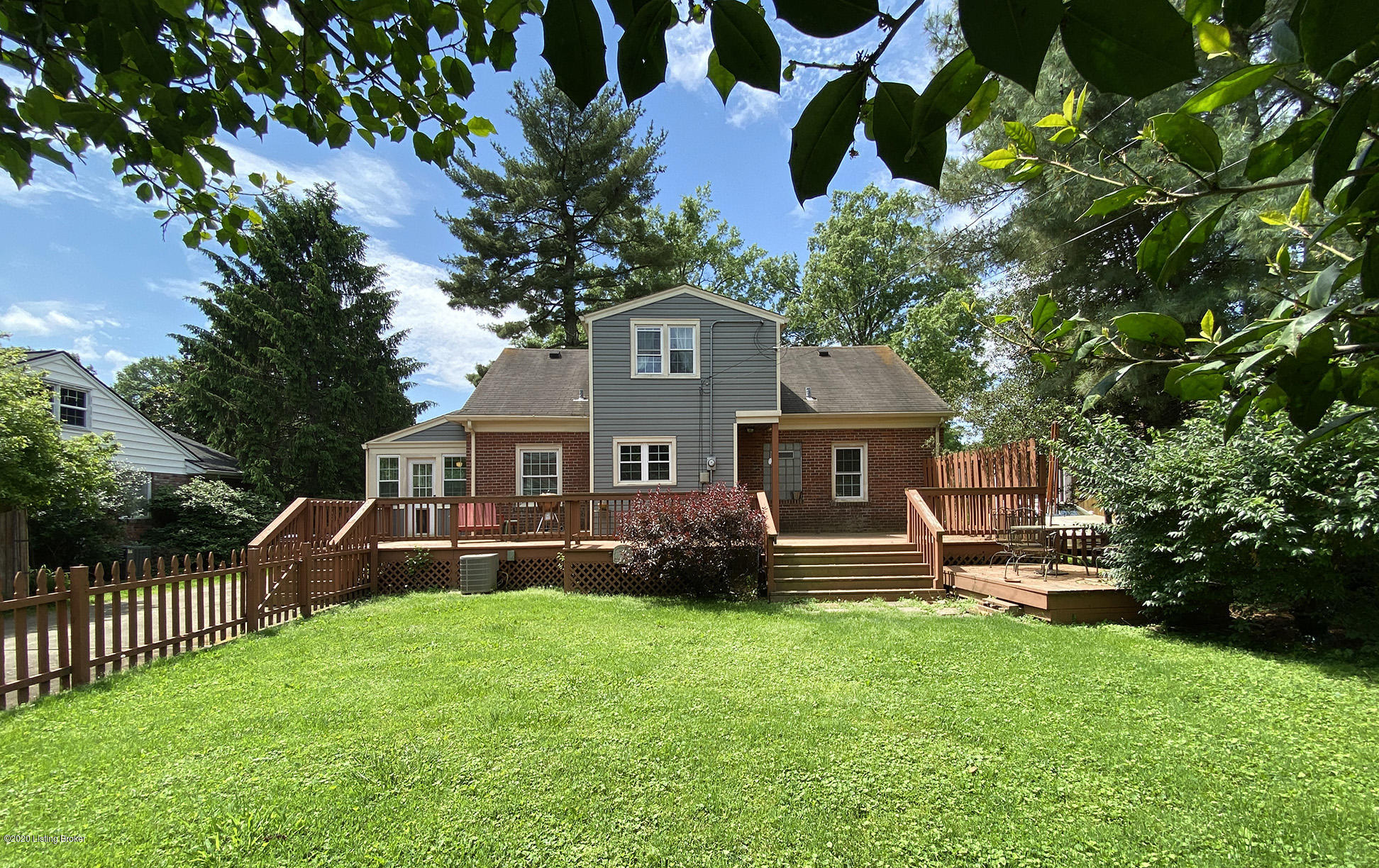 109 Hemingway Road Louisville, KY 40207 - Photo 62 of 64 109-Hemingway-Rd-0063