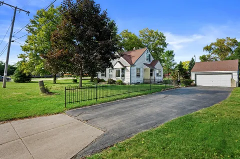 $284,900 | 8720 West Kaul Avenue, Milwaukee, WI 53225