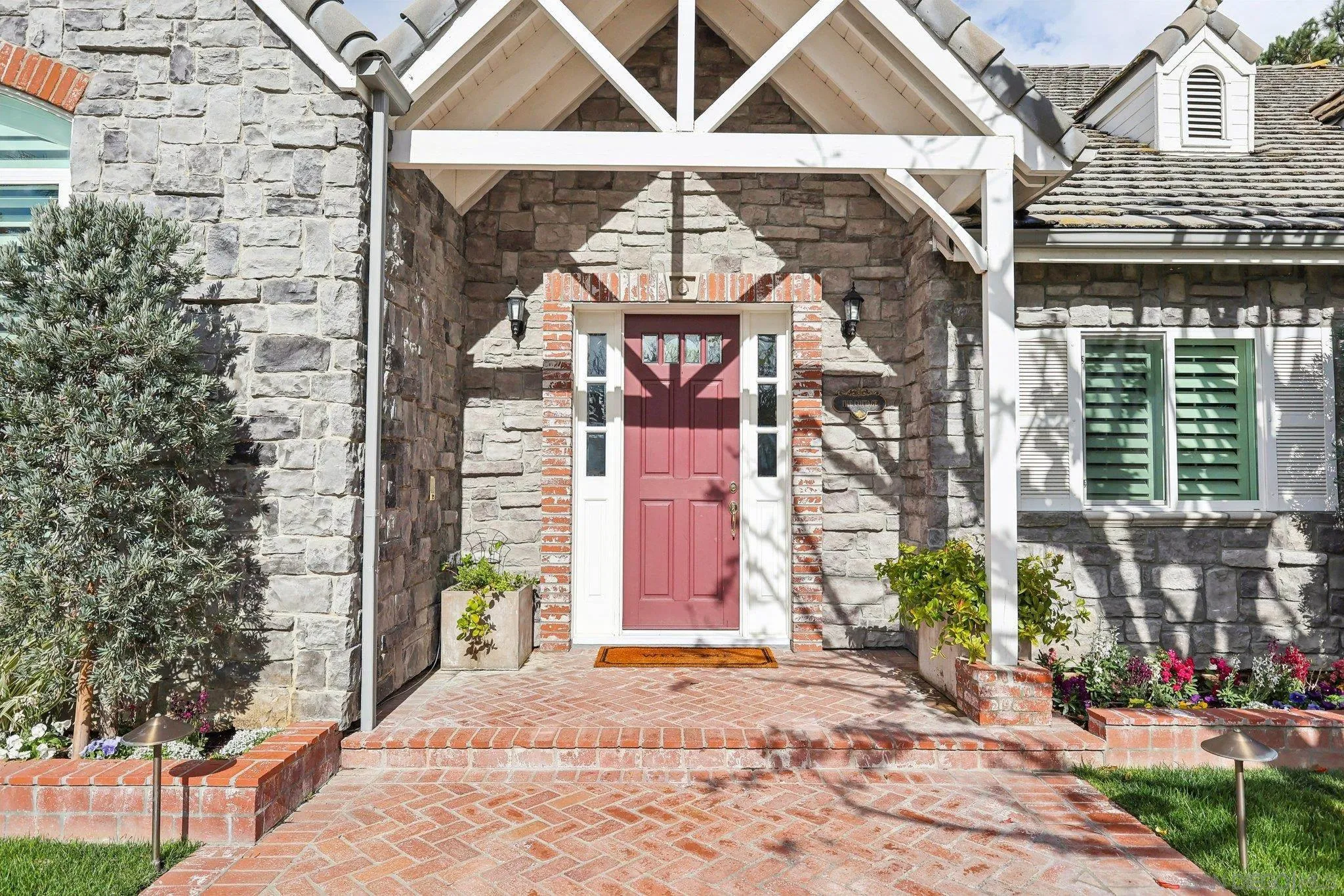 17702 Old Winery Way Poway, CA 92064 - Photo 10 of 75