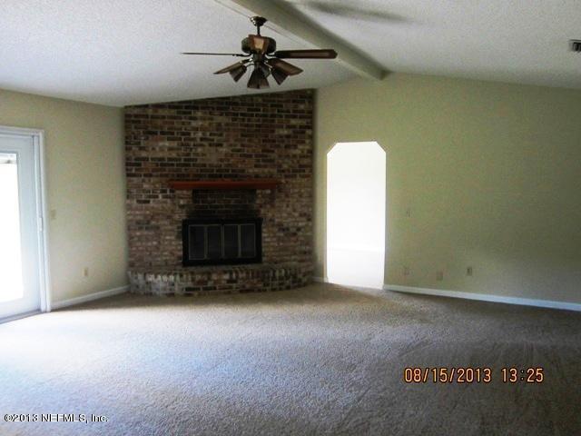980 Browns Road Middleburg, FL 32068 - Photo 4 of 15 family room