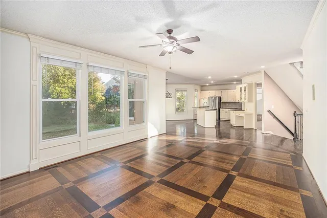 $610,000 | 11308 143rd Terrace, Overland Park, KS 66221