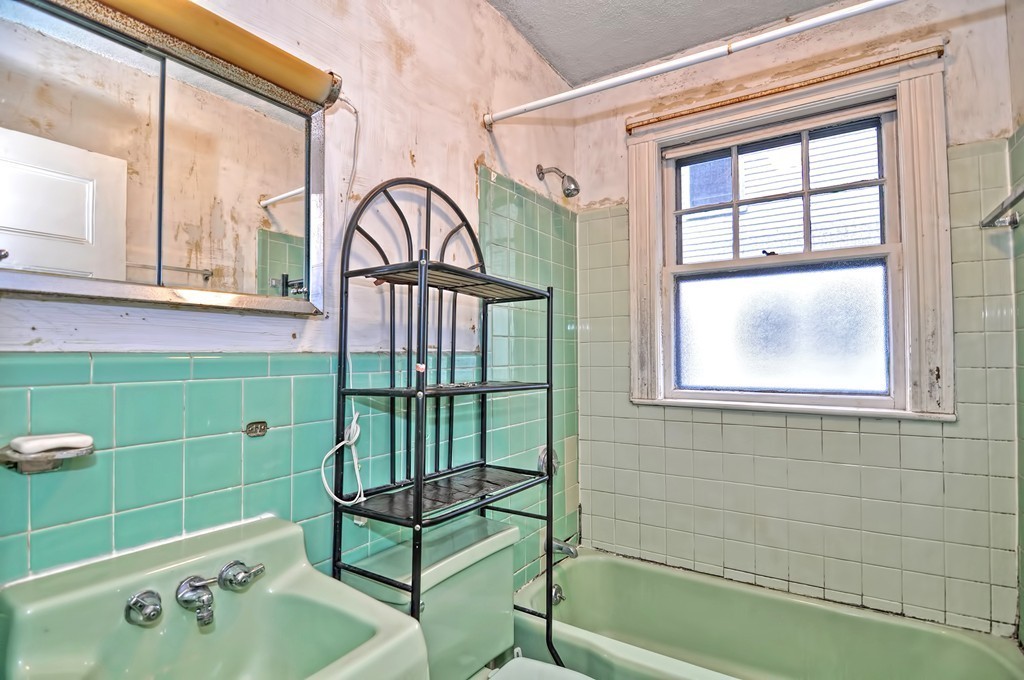 6 Concord Street Malden, MA 02148 - Photo 6 of 27