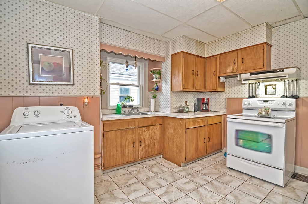 6 Concord Street Malden, MA 02148 - Photo 9 of 27