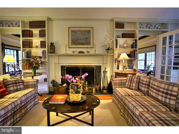 205 Chews Landing Road Haddonfield, NJ 08033 - Photo 6 of 24 Living Room
