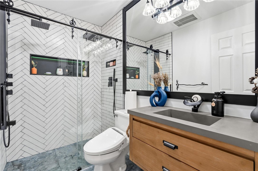 8781 Rupp Farm Drive West Chester, OH 45069 - Photo 24 of 48 This thoughtfully designed bathroom offers a relaxing retreat.
