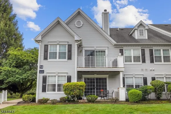 $374,999 | 1430 Magnolia Lane, Somerville, NJ 08876