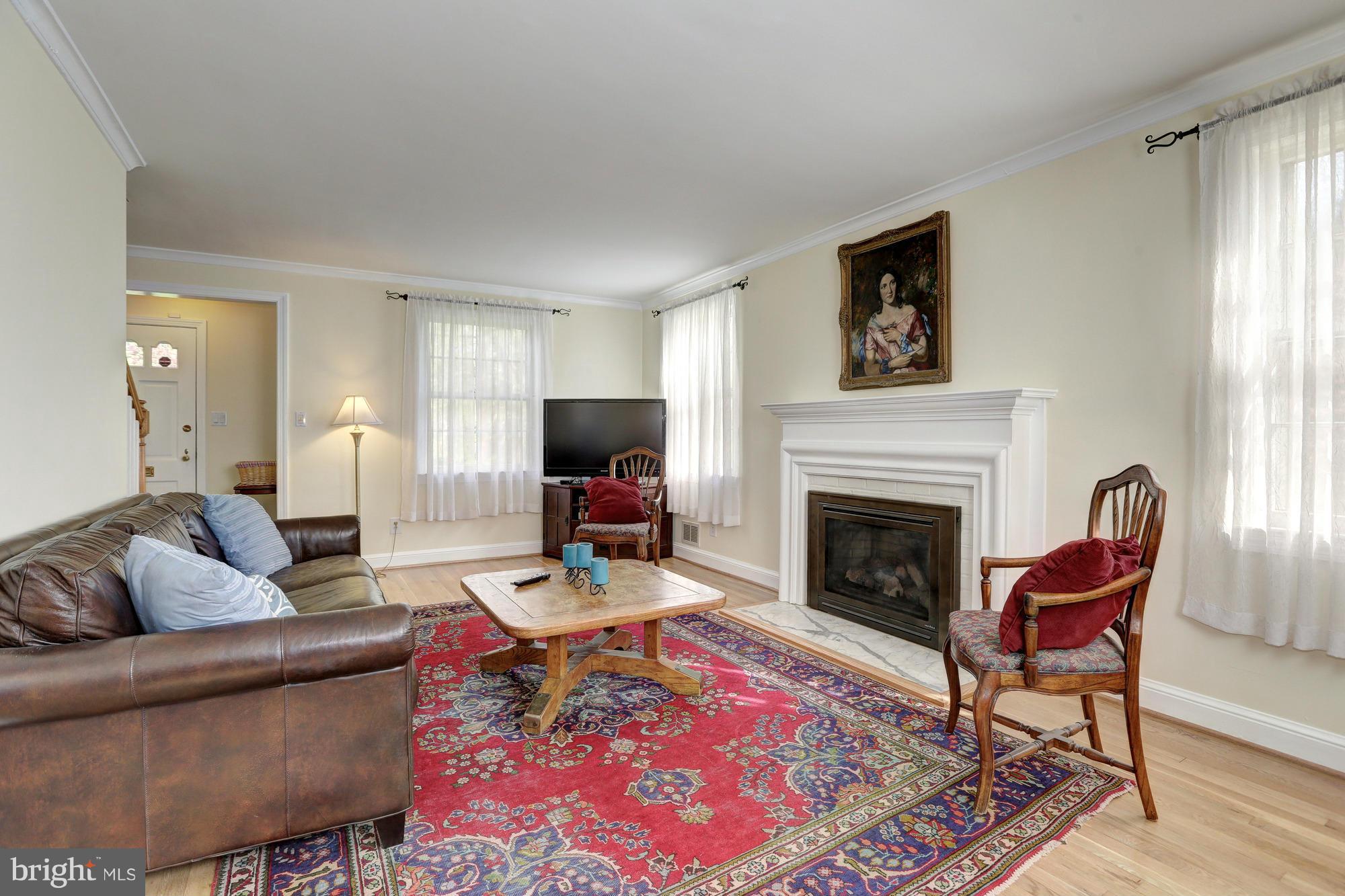 1915 Brisbane Street Silver Spring, MD 20902 - Photo 11 of 30 Family Room