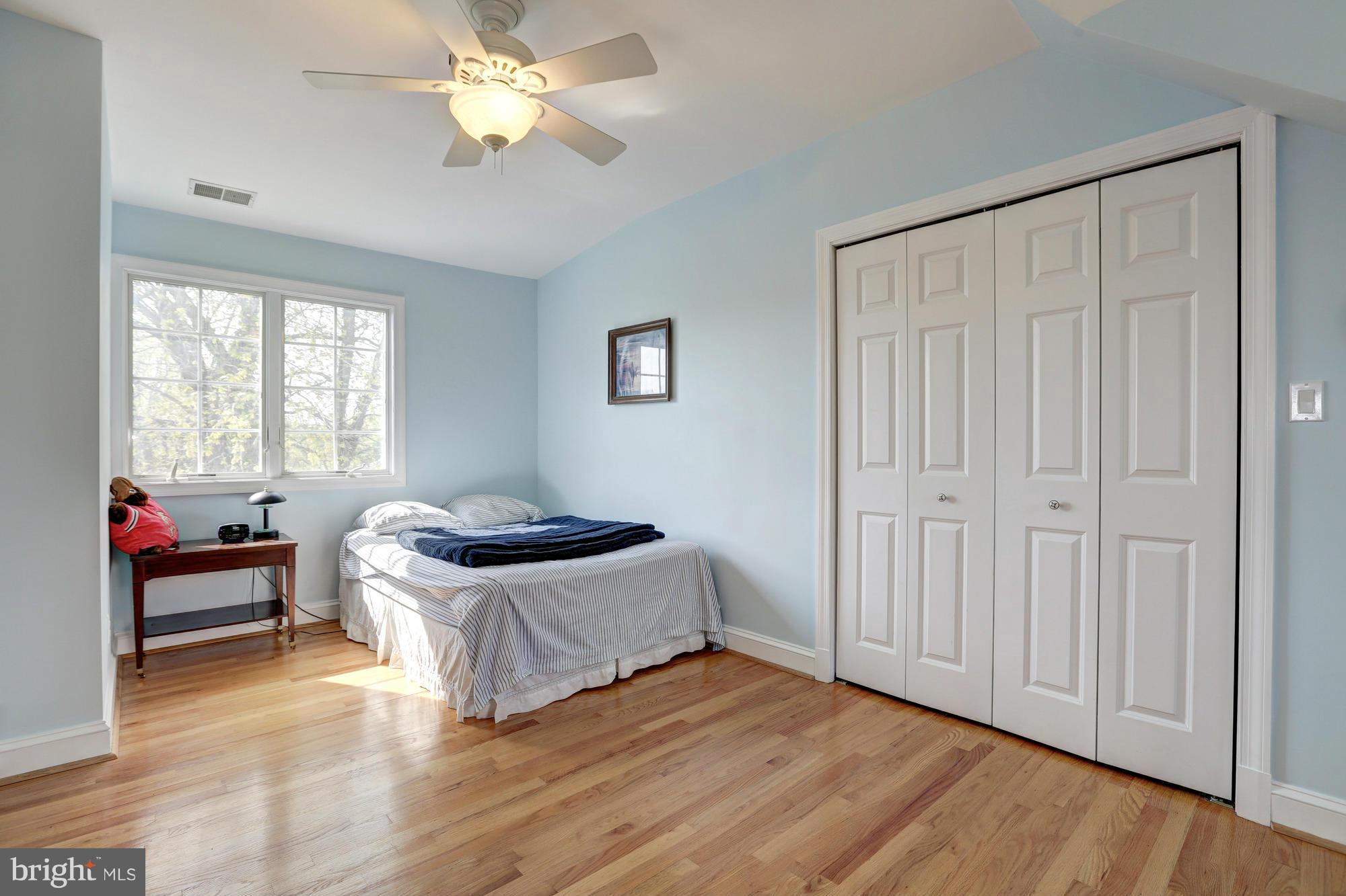 1915 Brisbane Street Silver Spring, MD 20902 - Photo 20 of 30 Bedroom