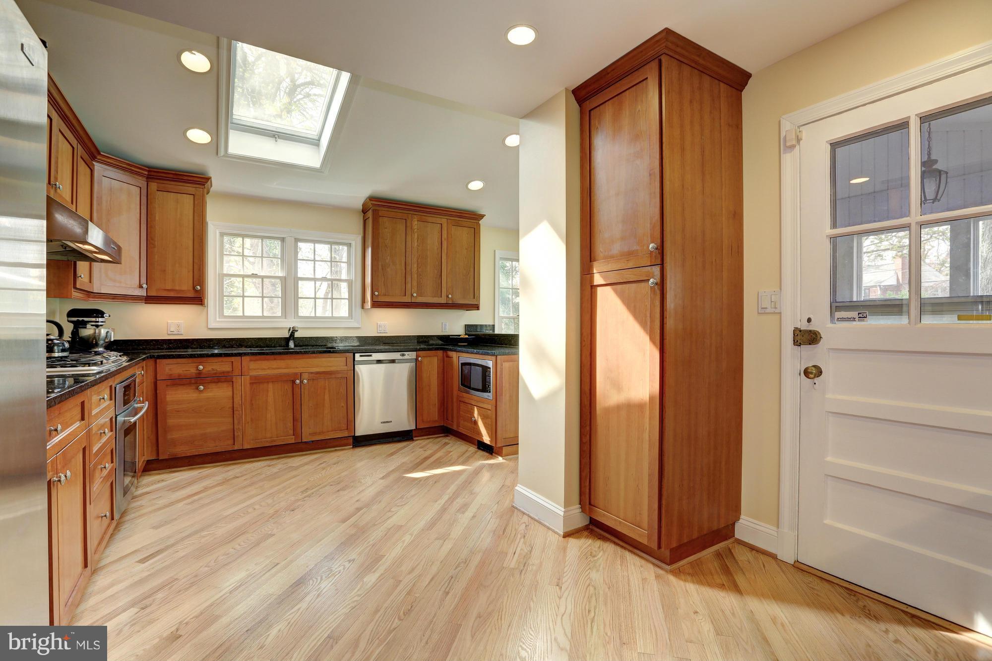 1915 Brisbane Street Silver Spring, MD 20902 - Photo 3 of 30 Kitchen