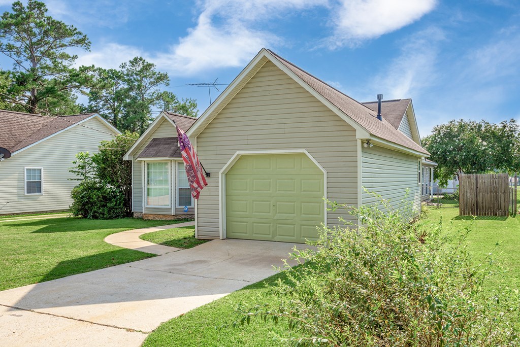 302 B Dothan Road Abbeville, AL 36310 - Photo 3 of 27