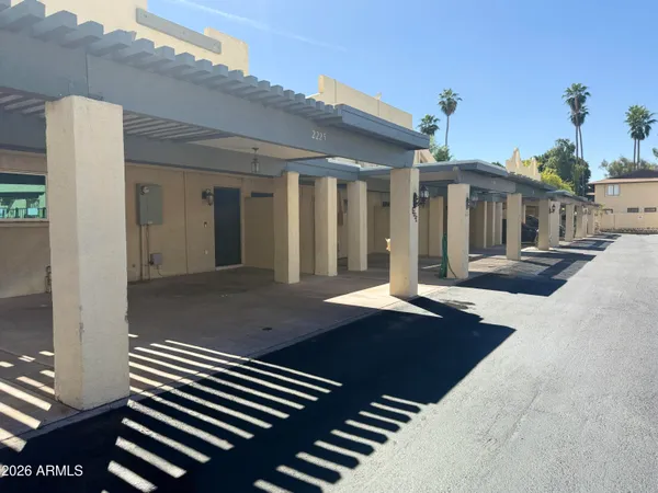 $375,000 | 2225 East Catalina Drive, Phoenix, AZ 85016