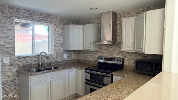 $375,000 | 2225 East Catalina Drive, Phoenix, AZ 85016