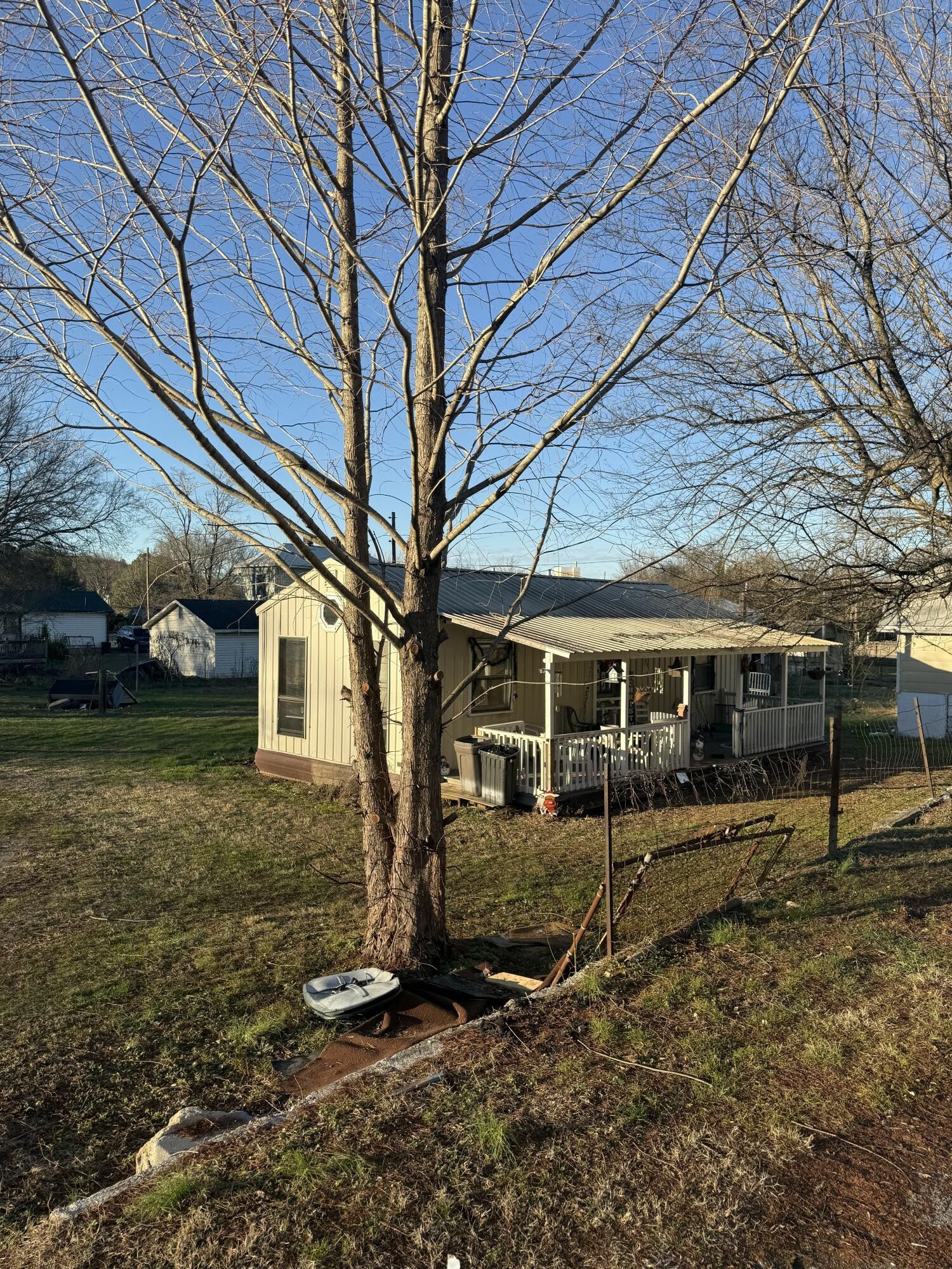 285 Bates Street Northeast Charleston, TN 37310 - Photo 1 of 18 Gallery Image 1