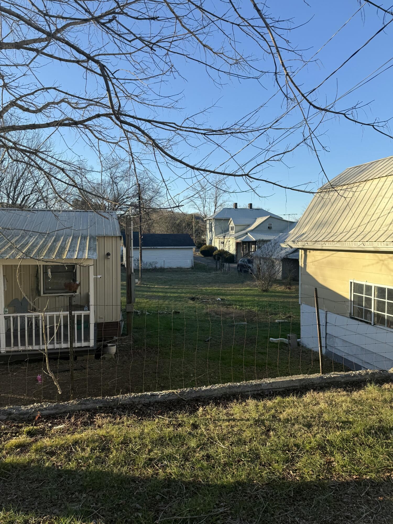 285 Bates Street Northeast Charleston, TN 37310 - Photo 4 of 18 Gallery Image 4