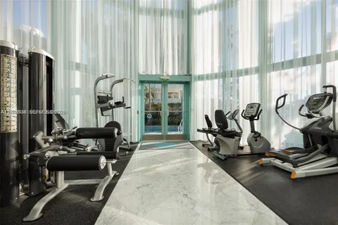 $5,500 | 6000 Indian Creek Drive, Unit 12B, Miami Beach, FL 33140
