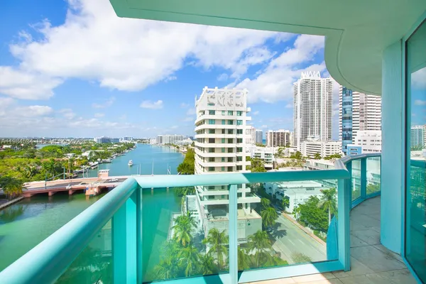 $6,500 | 6000 Indian Creek Drive, Unit 12B, Miami Beach, FL 33140