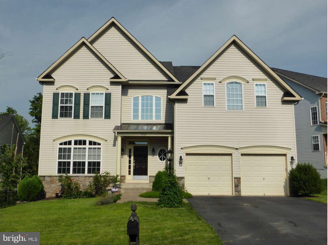7561 Rio Grande Way Gainesville, VA 20155 - Photo 1 of 13 Exterior (Front)
