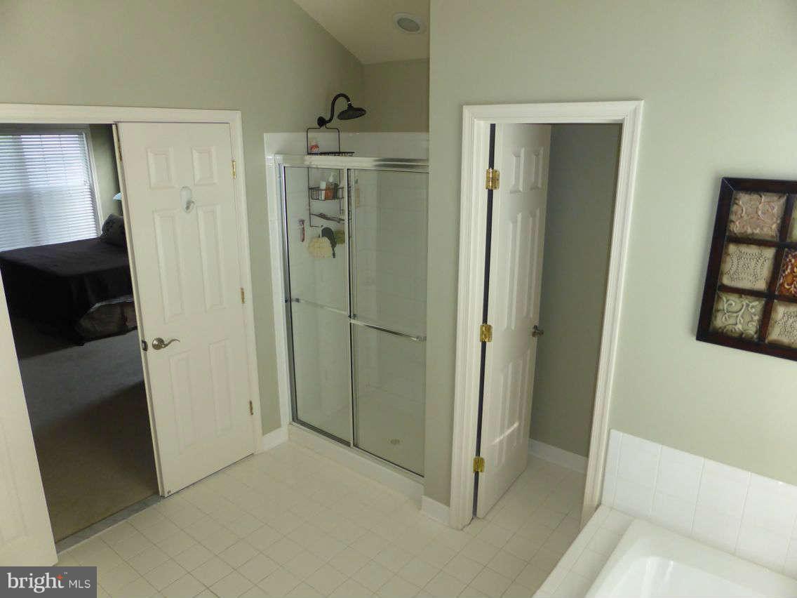 7561 Rio Grande Way Gainesville, VA 20155 - Photo 11 of 13 Bath (Master)