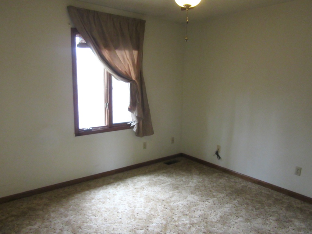 1103 Ridgeway Drive Crawfordsville, IN 47933 - Photo 25 of 34