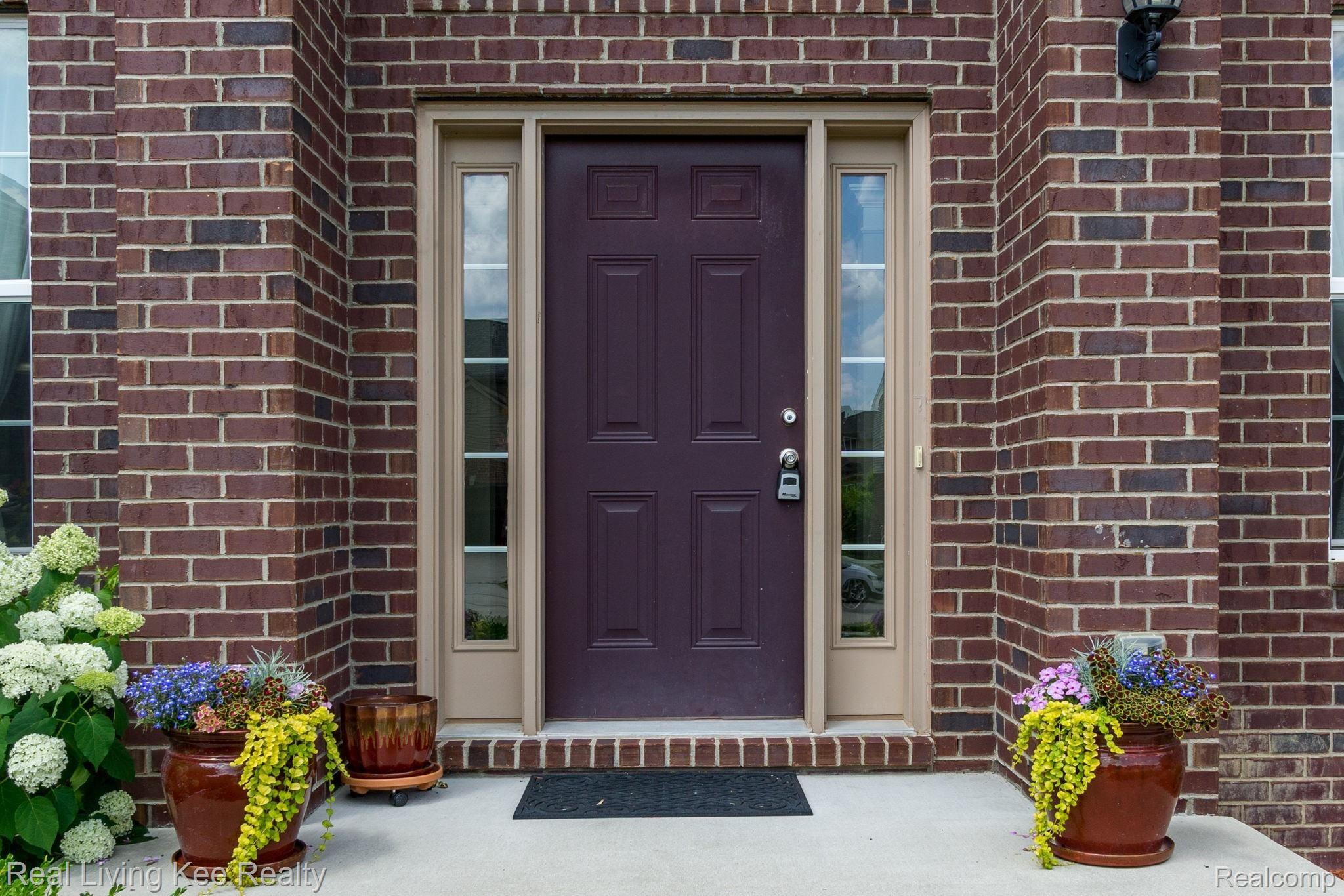 3175 Wren Lane Rochester, MI 48309 - Photo 6 of 46 3175-Wren-Ln-06.jpg