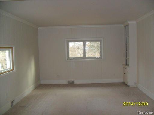 226 Prospect Street Romeo, MI 48065 - Photo 4 of 15 Family Room.jpg
