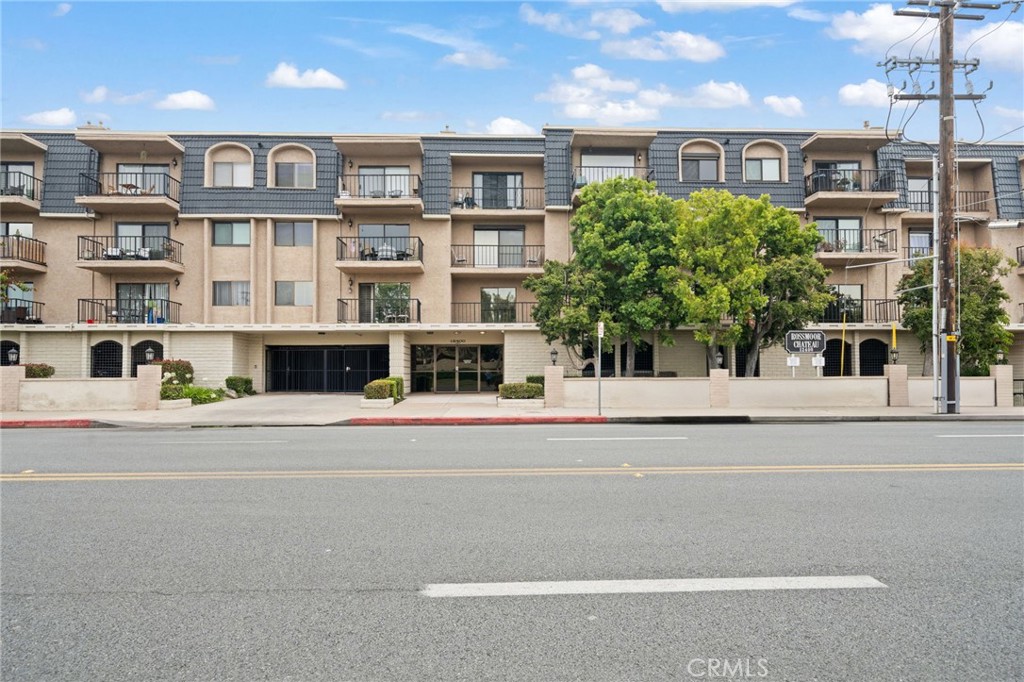 12400 Montecito Road, Unit 412 Seal Beach, CA 90740 - Photo 33 of 33 Condo Complex