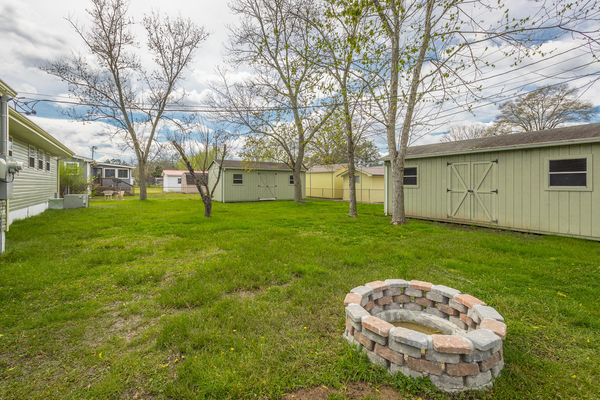 1611 Prater Road Chattanooga, TN 37412 - Photo 33 of 43 Lots of Room to Play