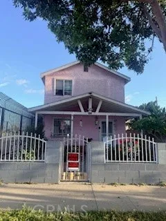 front view of house with a yard
