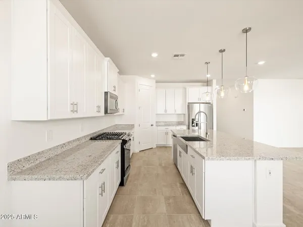 $357,990 | 3821 North Camden Drive, Florence, AZ 85132