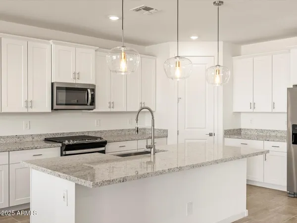 $357,990 | 3821 North Camden Drive, Florence, AZ 85132