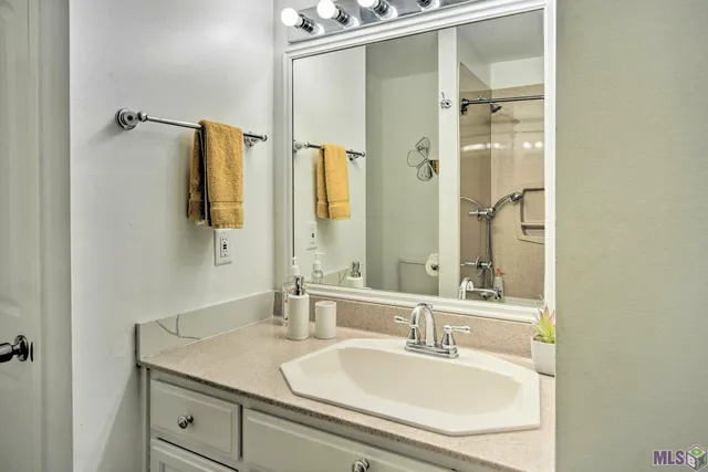 $1,800 | Undisclosed Address, Baton Rouge, LA 70809