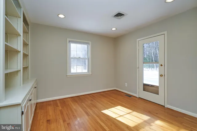 $4,000 | 500 Springvale Road, Great Falls, VA 22066