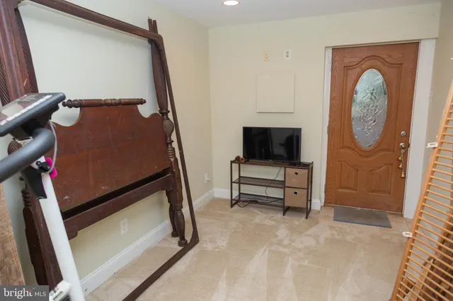 $4,000 | 500 Springvale Road, Great Falls, VA 22066