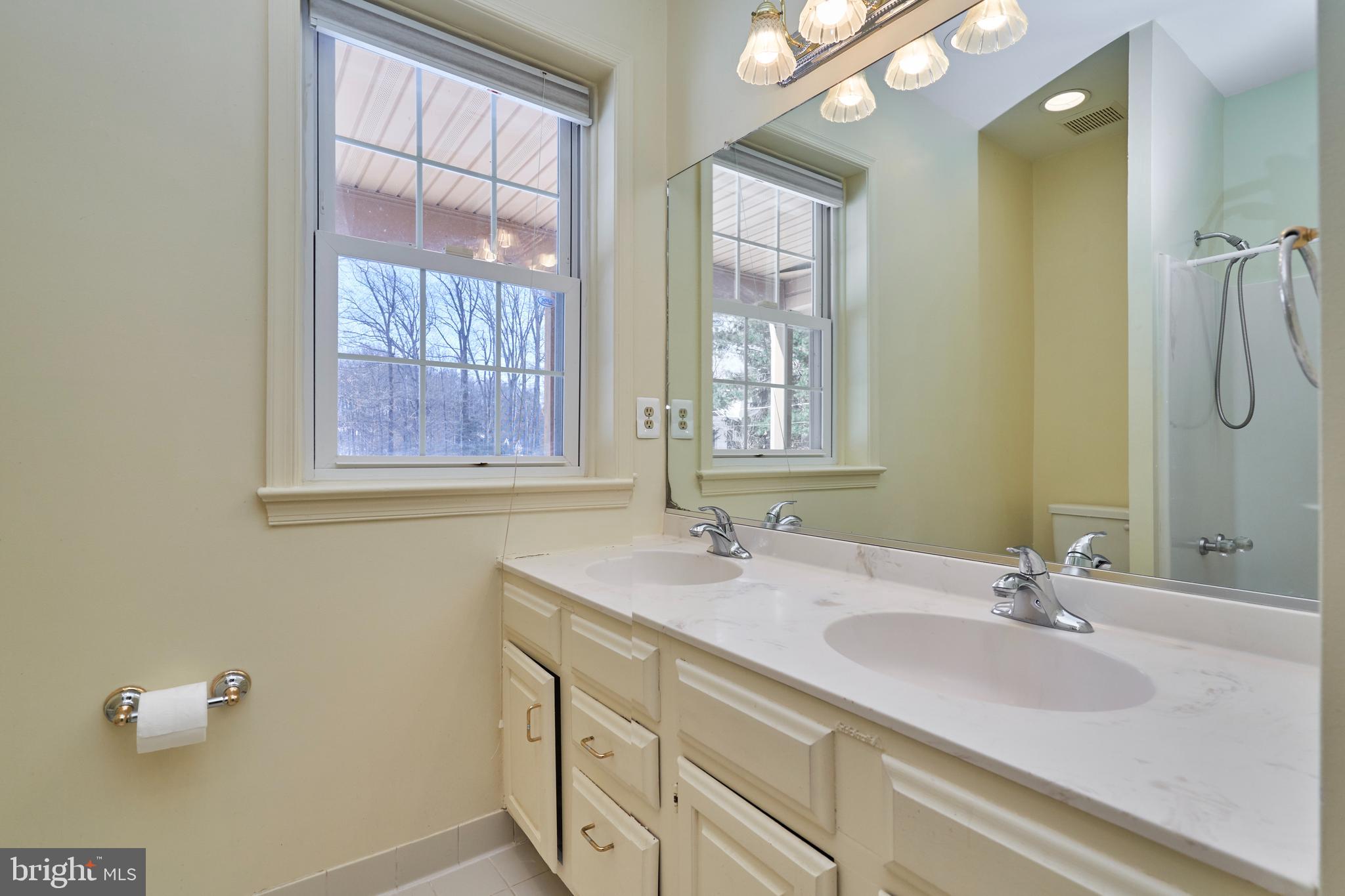 500 Springvale Road Great Falls, VA 22066 - Photo 20 of 52