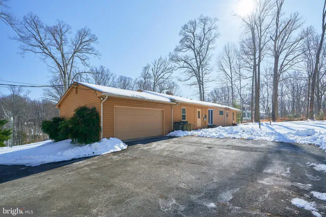 $4,000 | 500 Springvale Road, Great Falls, VA 22066