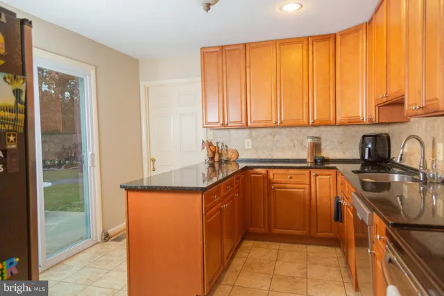 $4,000 | 500 Springvale Road, Great Falls, VA 22066