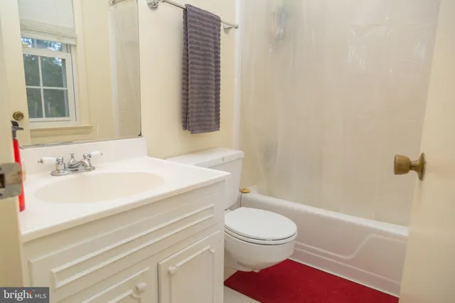 $4,000 | 500 Springvale Road, Great Falls, VA 22066