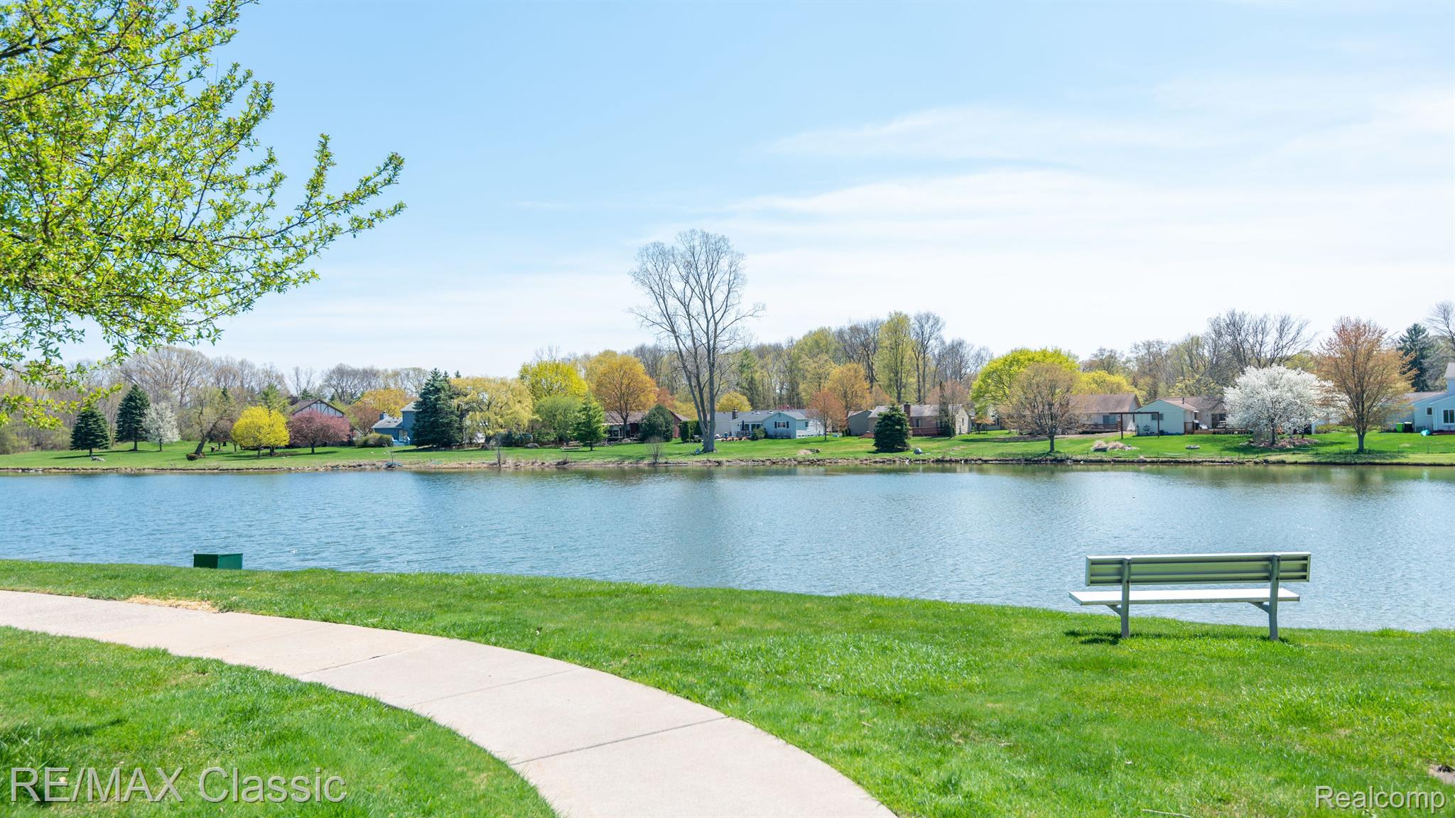 22068 Edgewater, Unit 140 Novi, MI 48375 - Photo 7 of 72 Water view from front