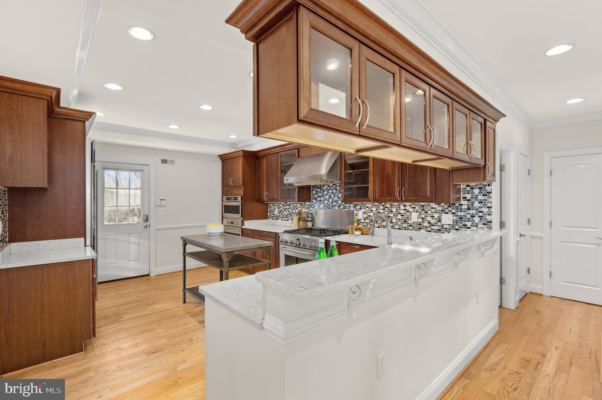 1709 Kalmia Road Northwest Washington, DC 20012 - Photo 7 of 37 Gallery Image 7