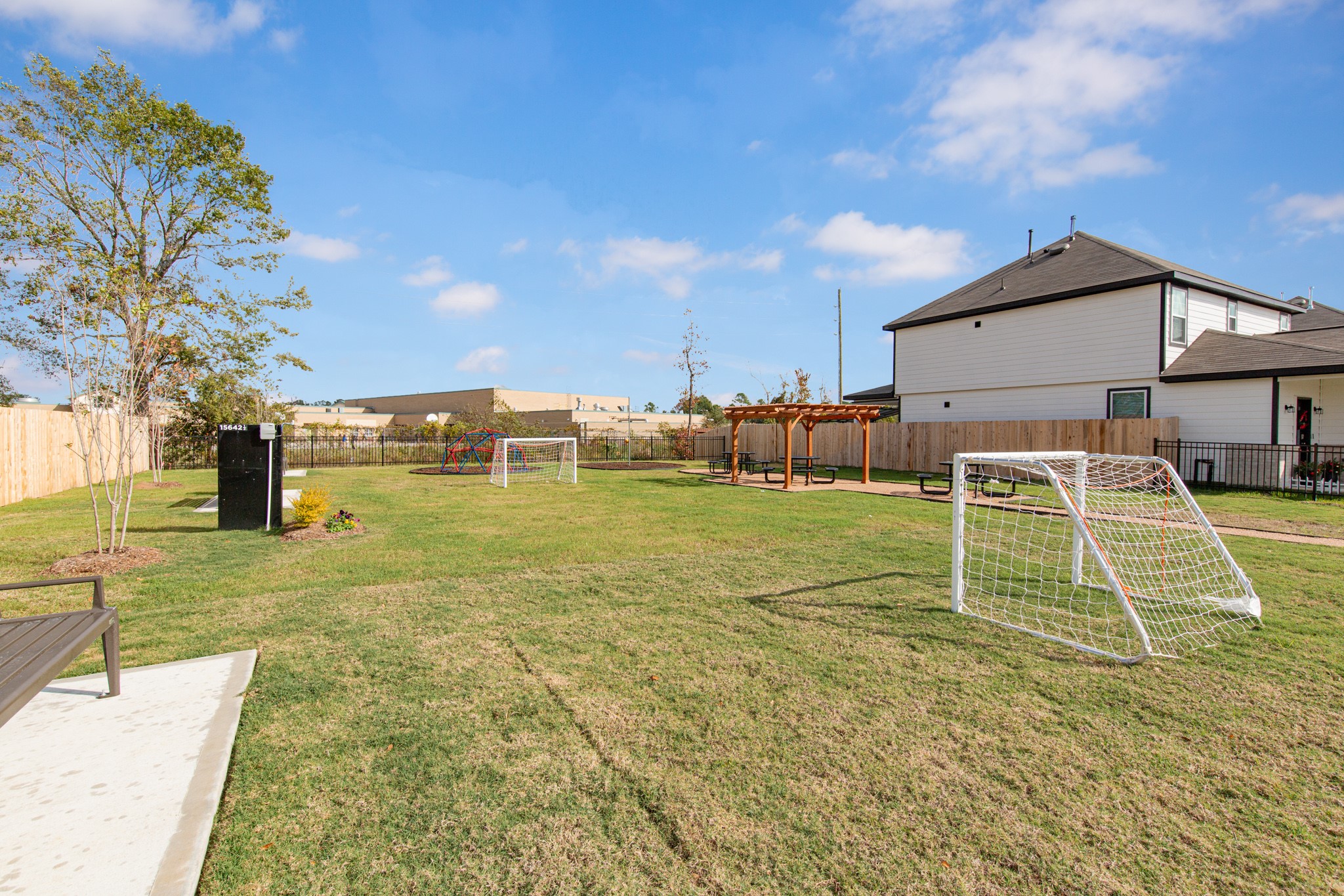 15627 Agave Vly Trail Houston, TX 77090 - Photo 9 of 31 Gallery Image 9