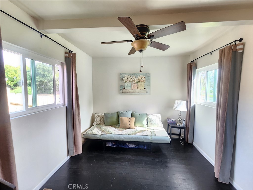 633 East Walnut Street Willows, CA 95988 - Photo 11 of 21 a living room with furniture and a window