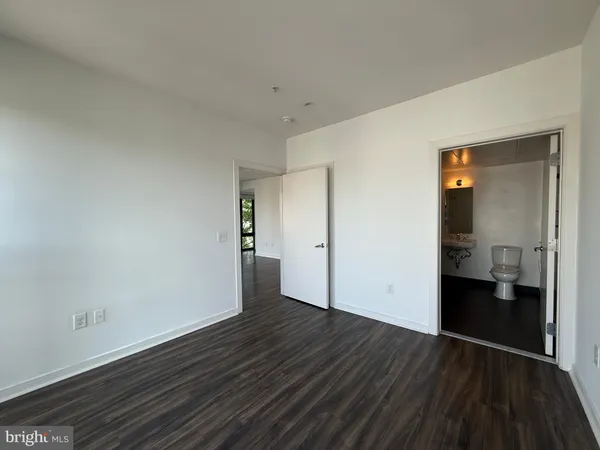 $3,899 | 1250 9th Street Northwest, Unit 411, Washington, DC 20001
